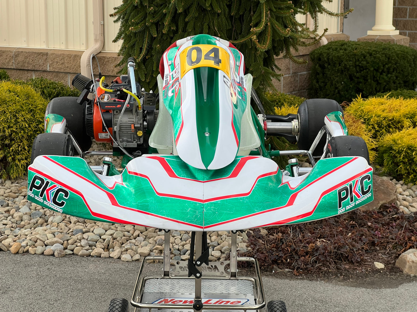 Front of a 2023 Tony Kart 401RR with Lawson Speed Shop LO206.